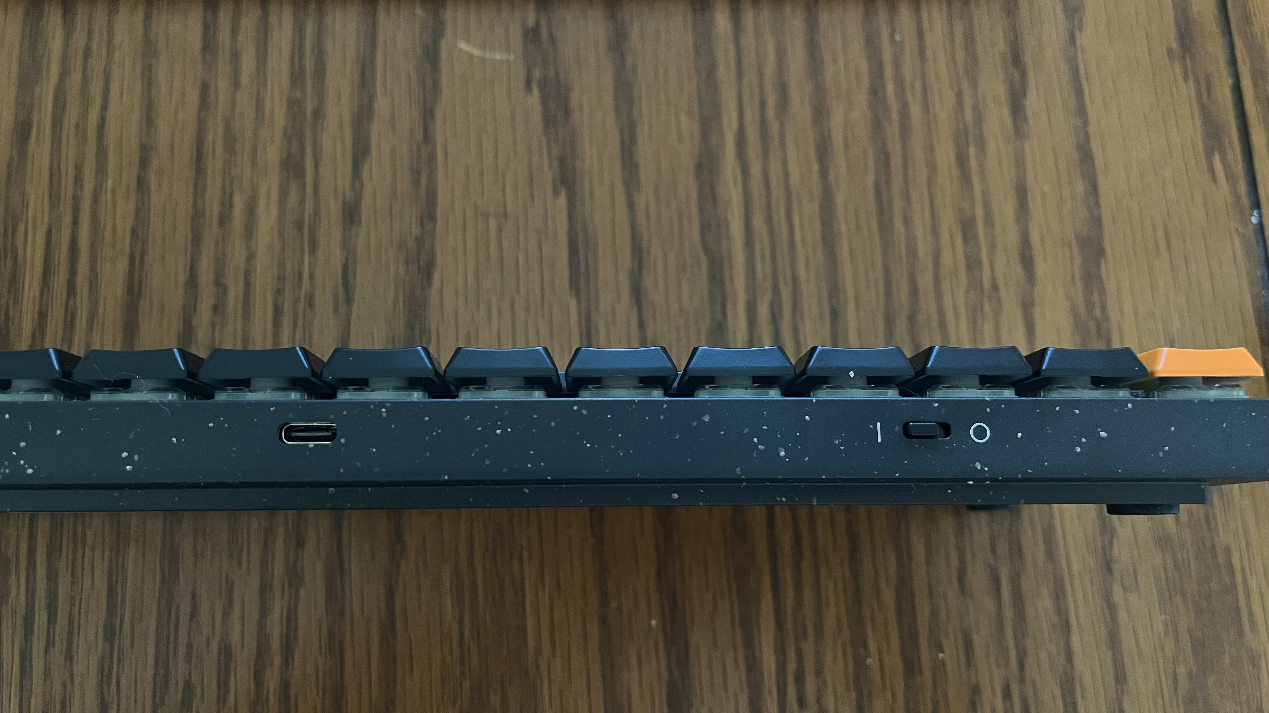 Cherry MX-LP 2.1 Compact Wireless port and switch