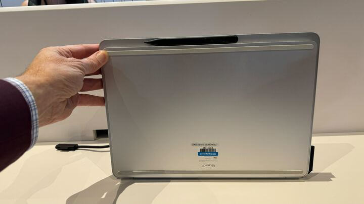 Surface Laptop Studio 2