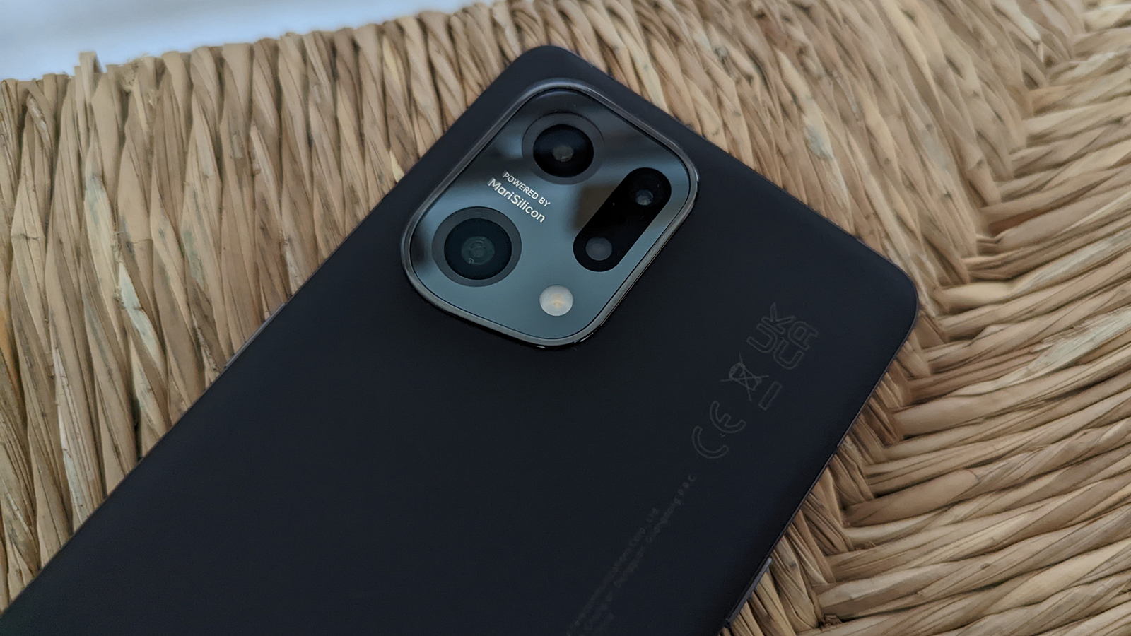 A close up of the Oppo Find X5 rear camera module