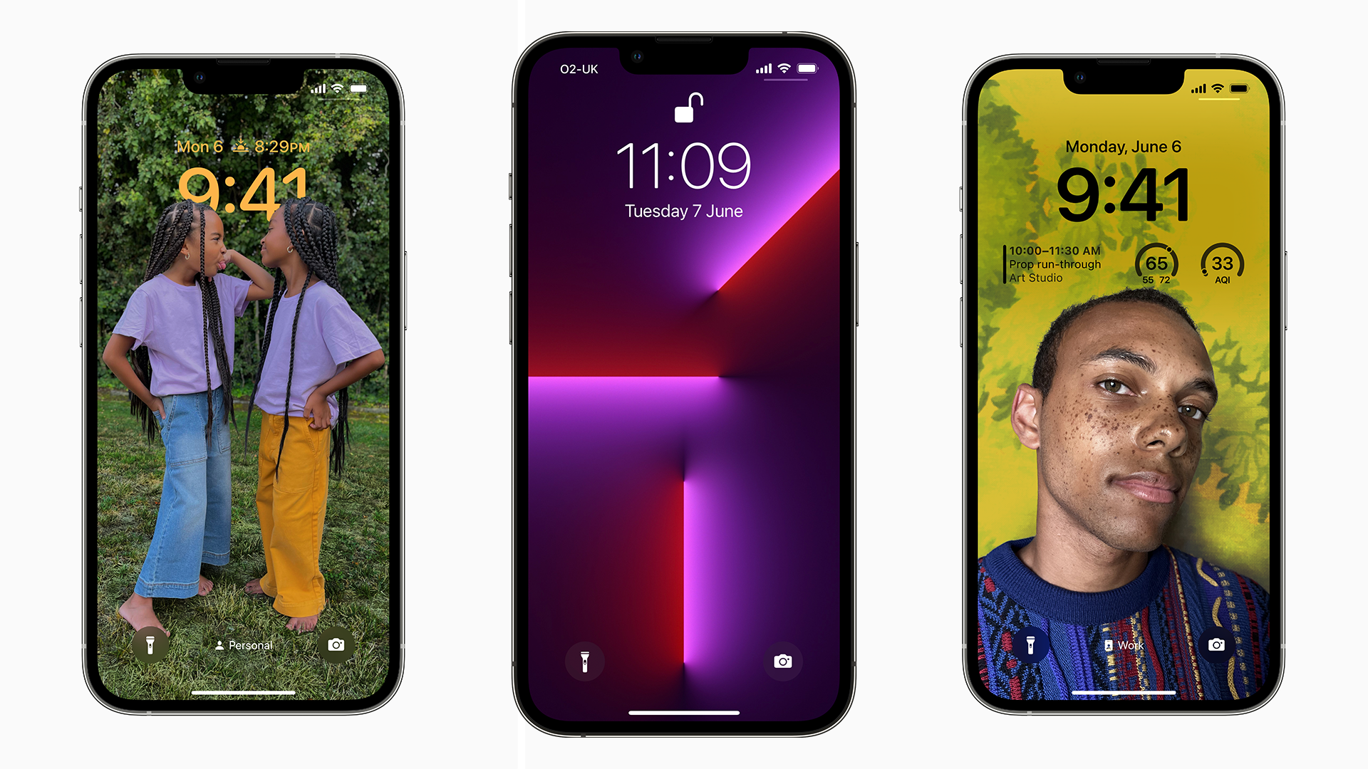 iOS 16 and iOS 15 lock screens