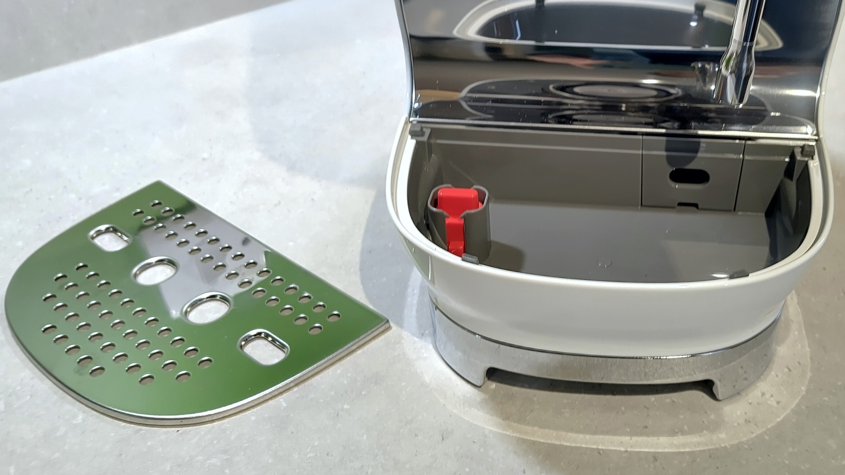 Smeg ECF03 espresso machine