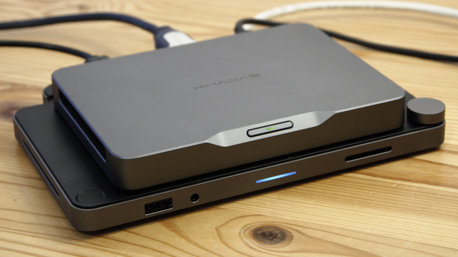 Khadas Mind Portable Workstation