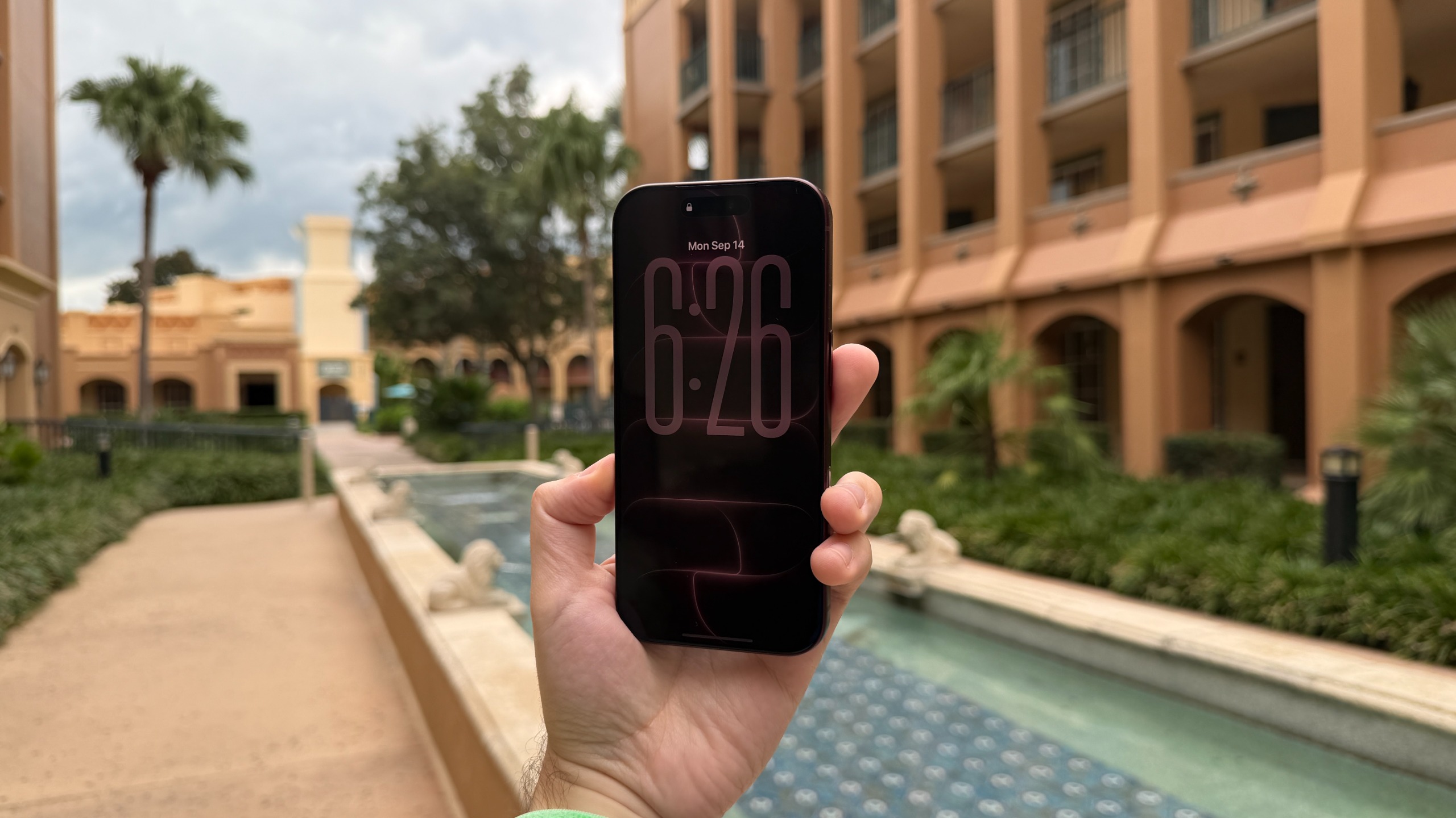 Apple iPhone 18 Pro and iPhone 18 Pro Max Review
