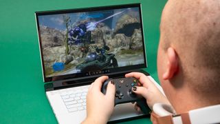 Alienware m15