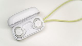 JBL Reflect Aero on a white table