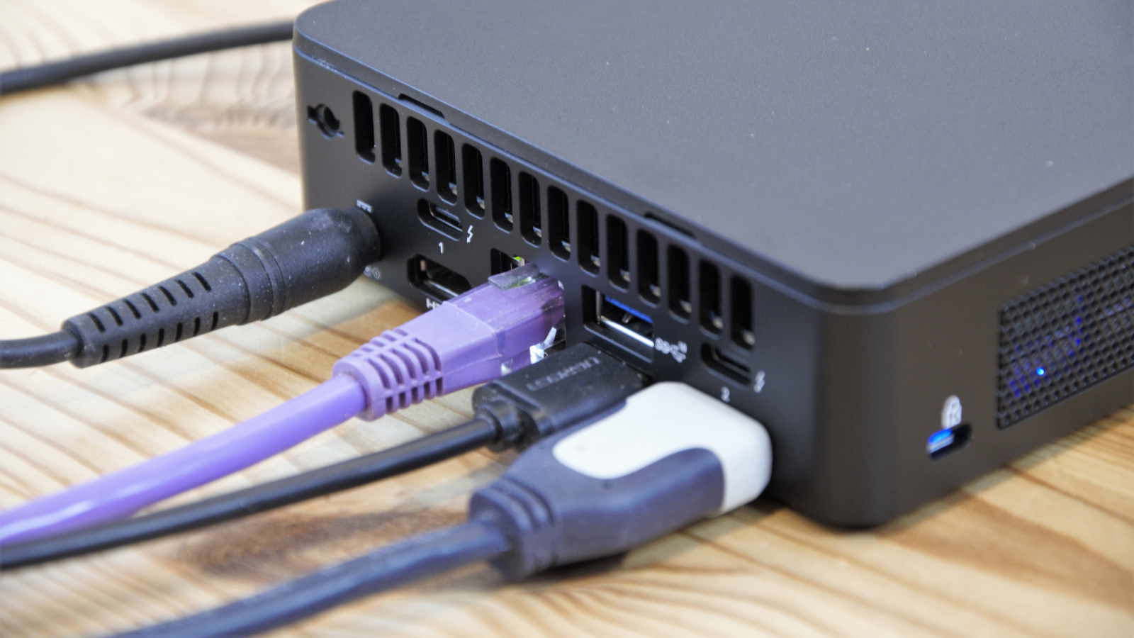 Intel NUC 13 Pro