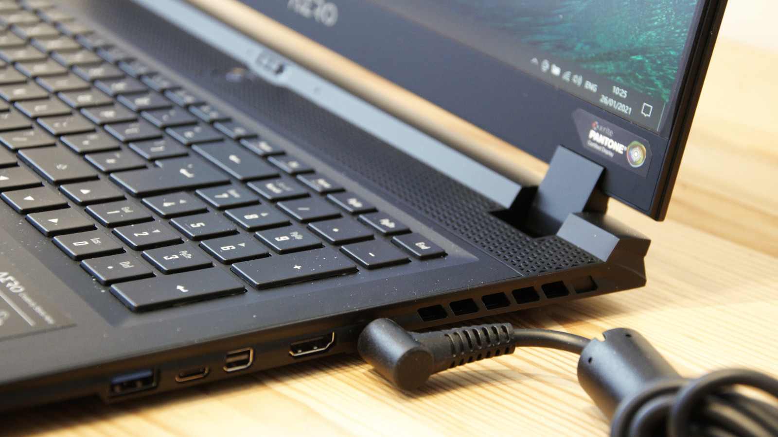 Gigabyte Aero 17 HDR XC