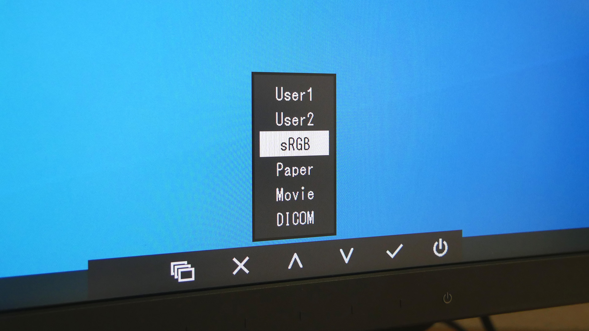 Eizo FlexScan EV3895 5