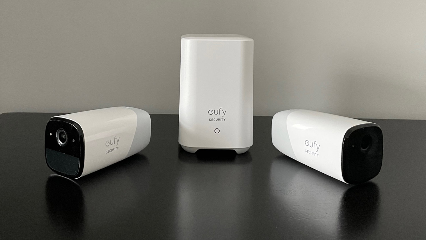 The Eufycam 2 Pro comprising two cameras and a base station