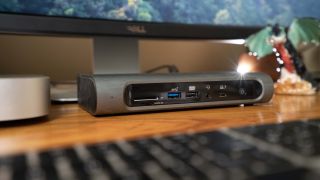 Kensington SD5800T