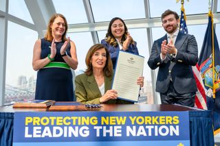 New York Governor Kathy Hochul presents data center moratorium