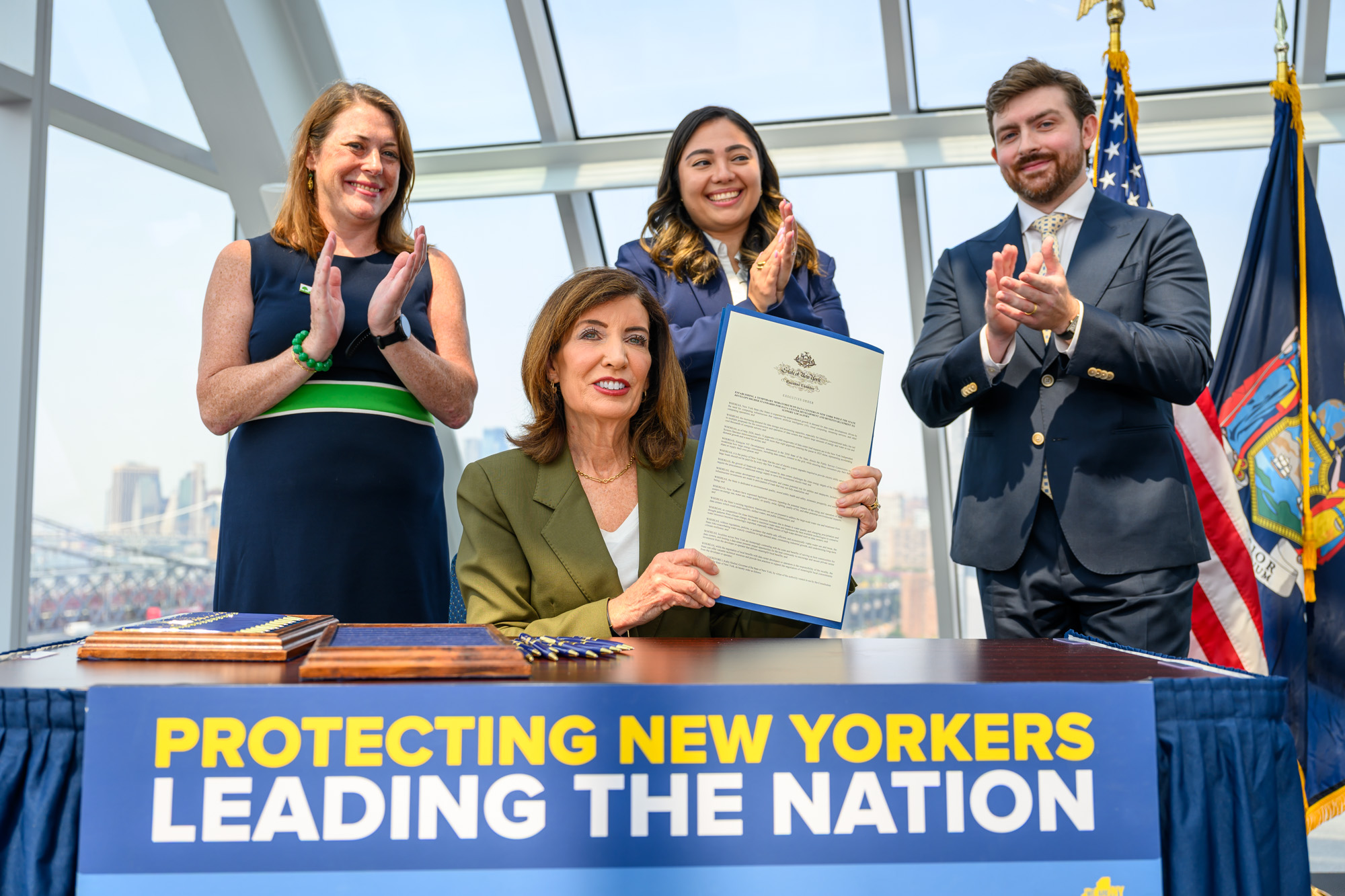 New York Governor Kathy Hochul presents data center moratorium