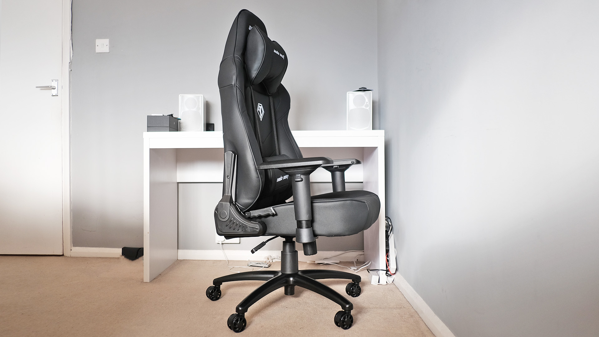 Anda Seat Dark Demon