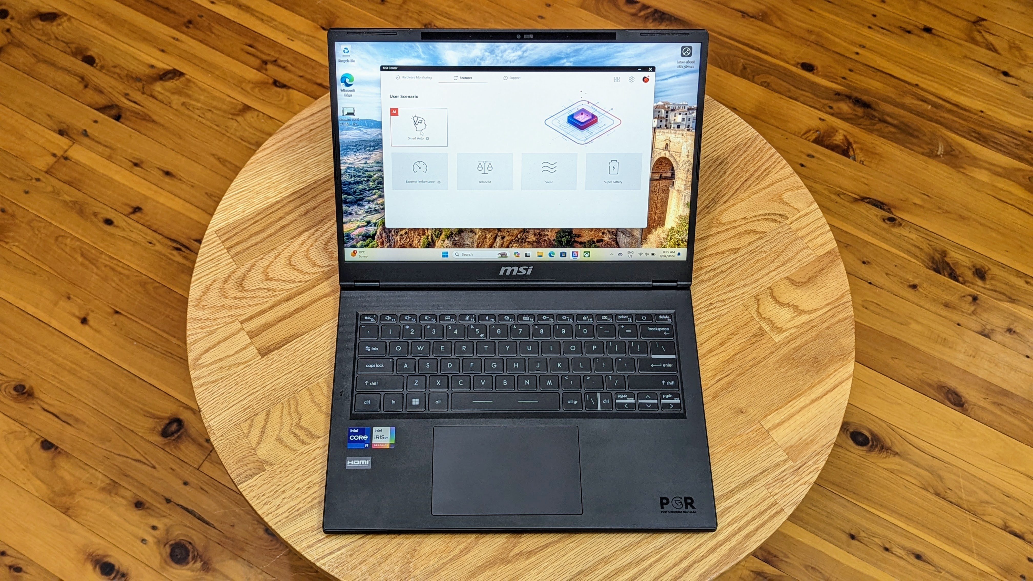 MSI Modern 14 H laptop