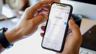 Apple Google
