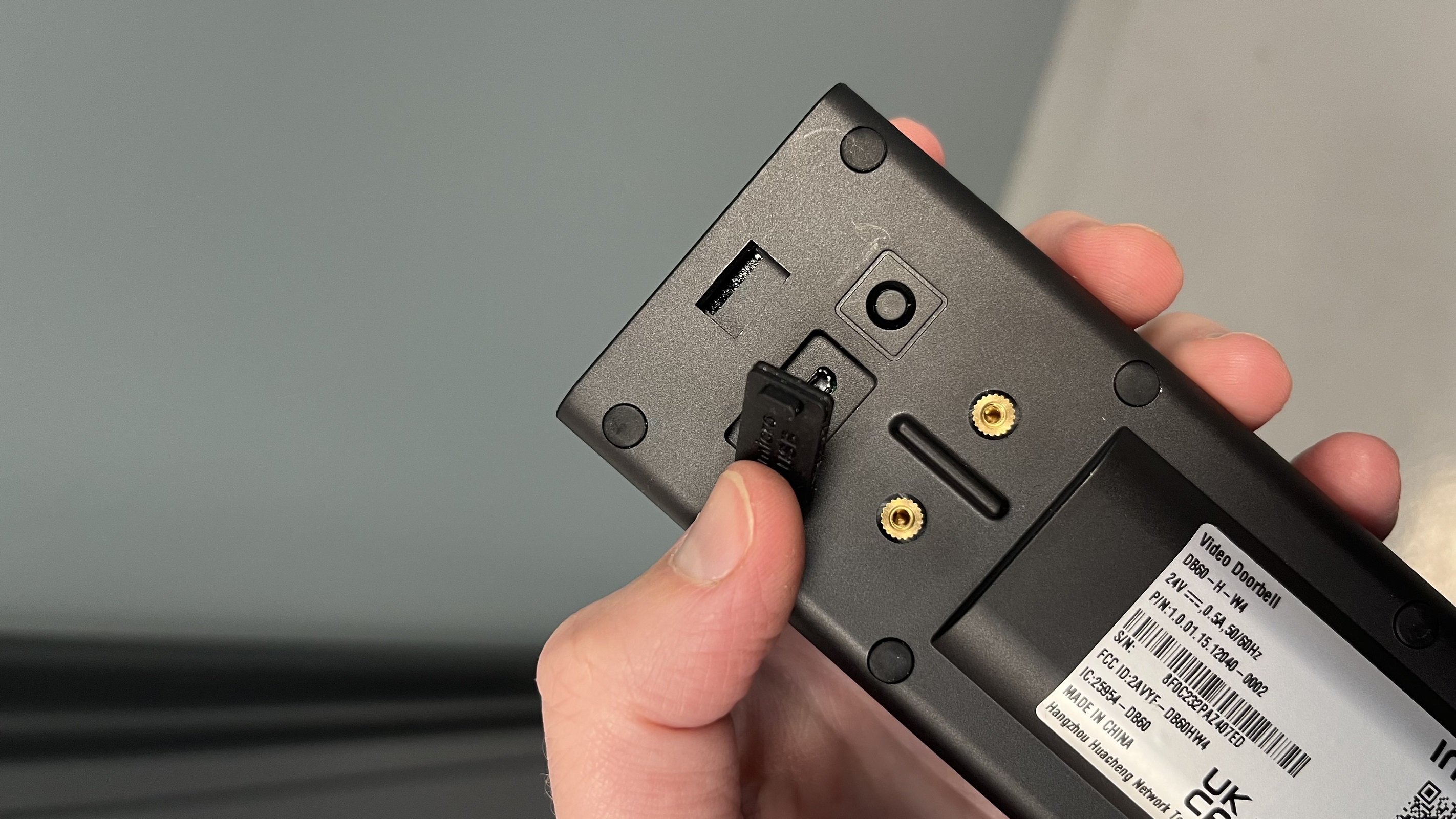 charging clip on imou doorbell
