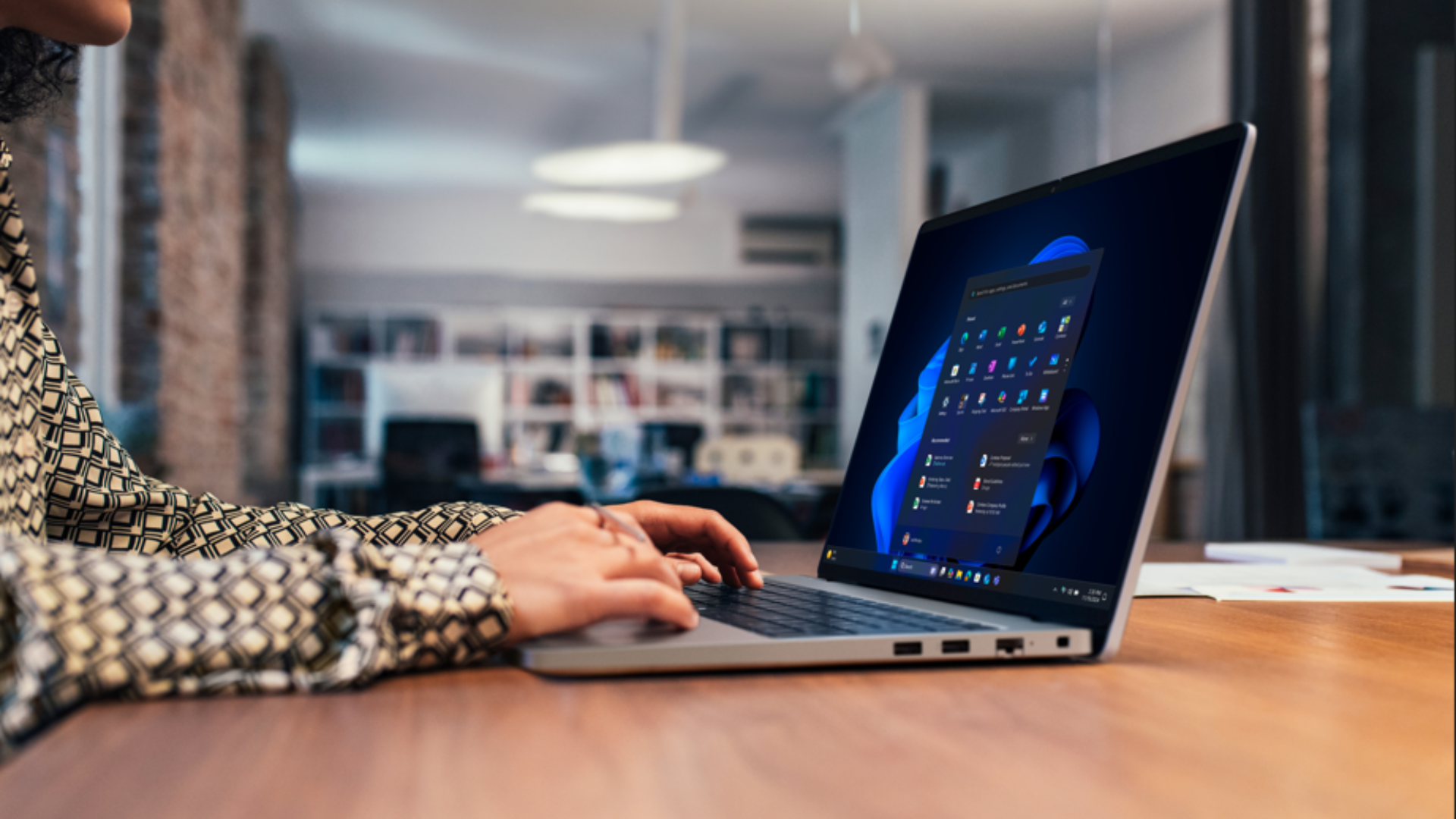 Accelerating SMB Business with Dell AI PCs