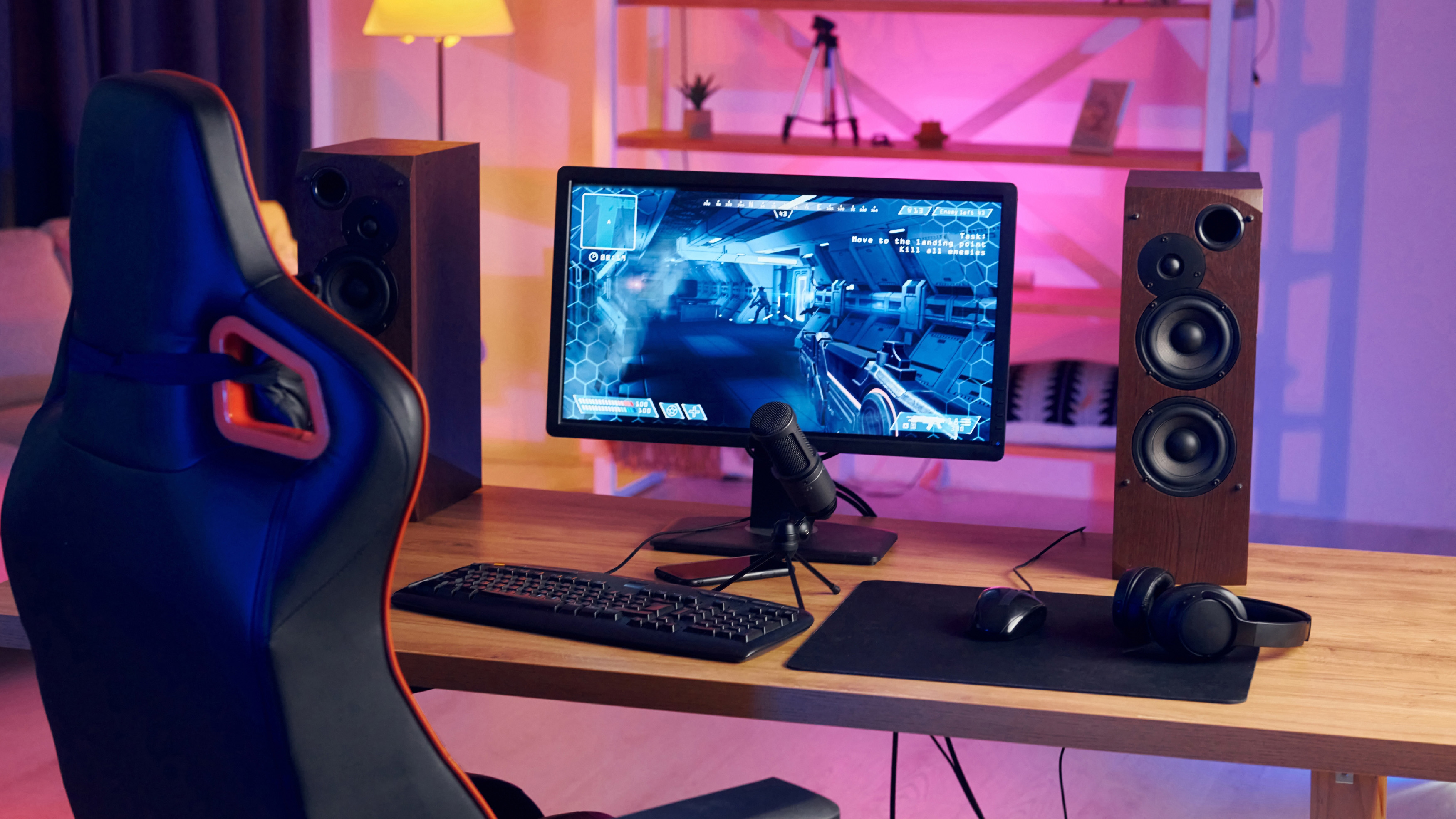PC speakers in a game streaming setup