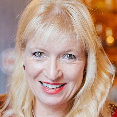 Dr Deborah Lee