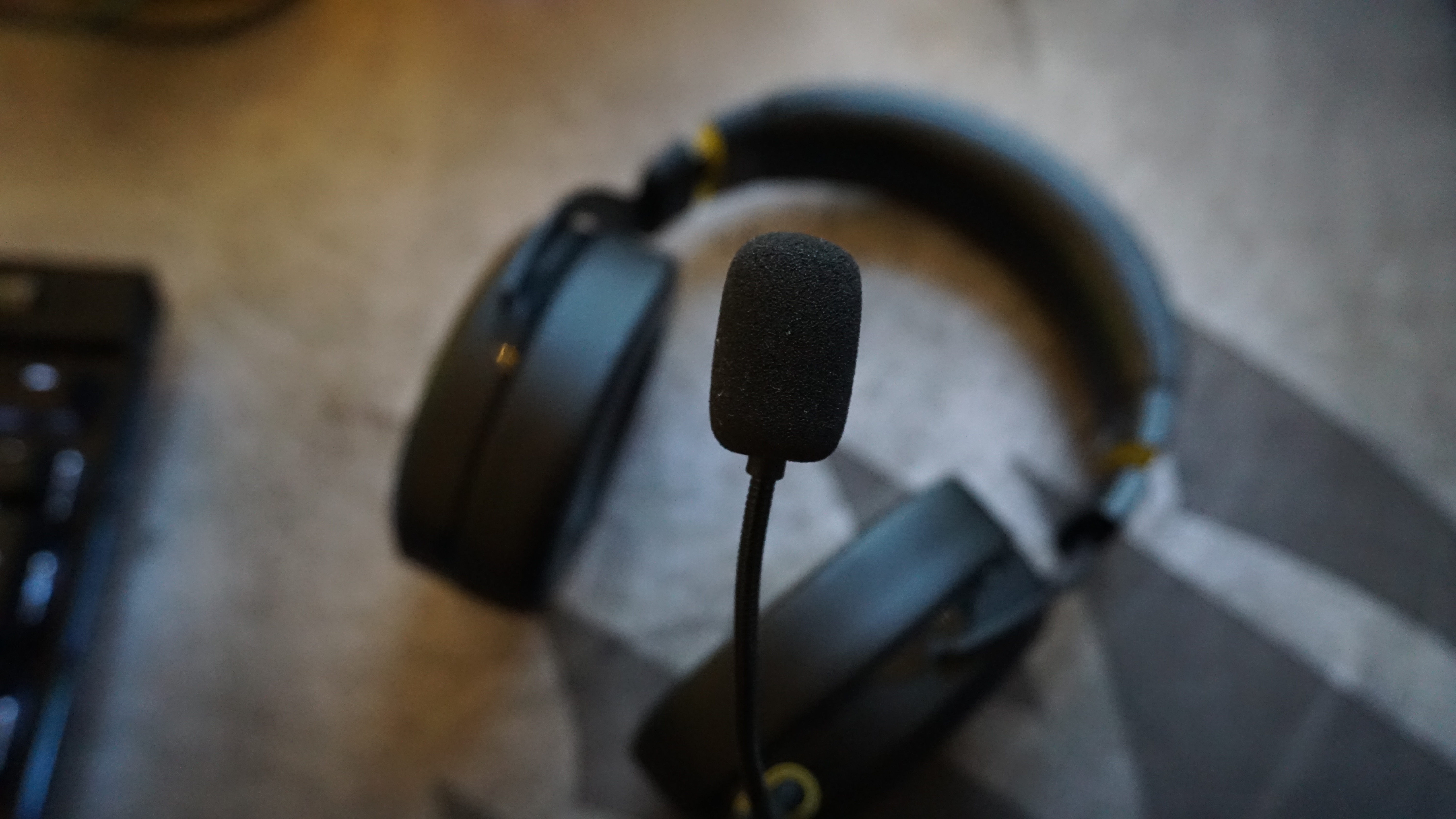 Corsair HS70BT