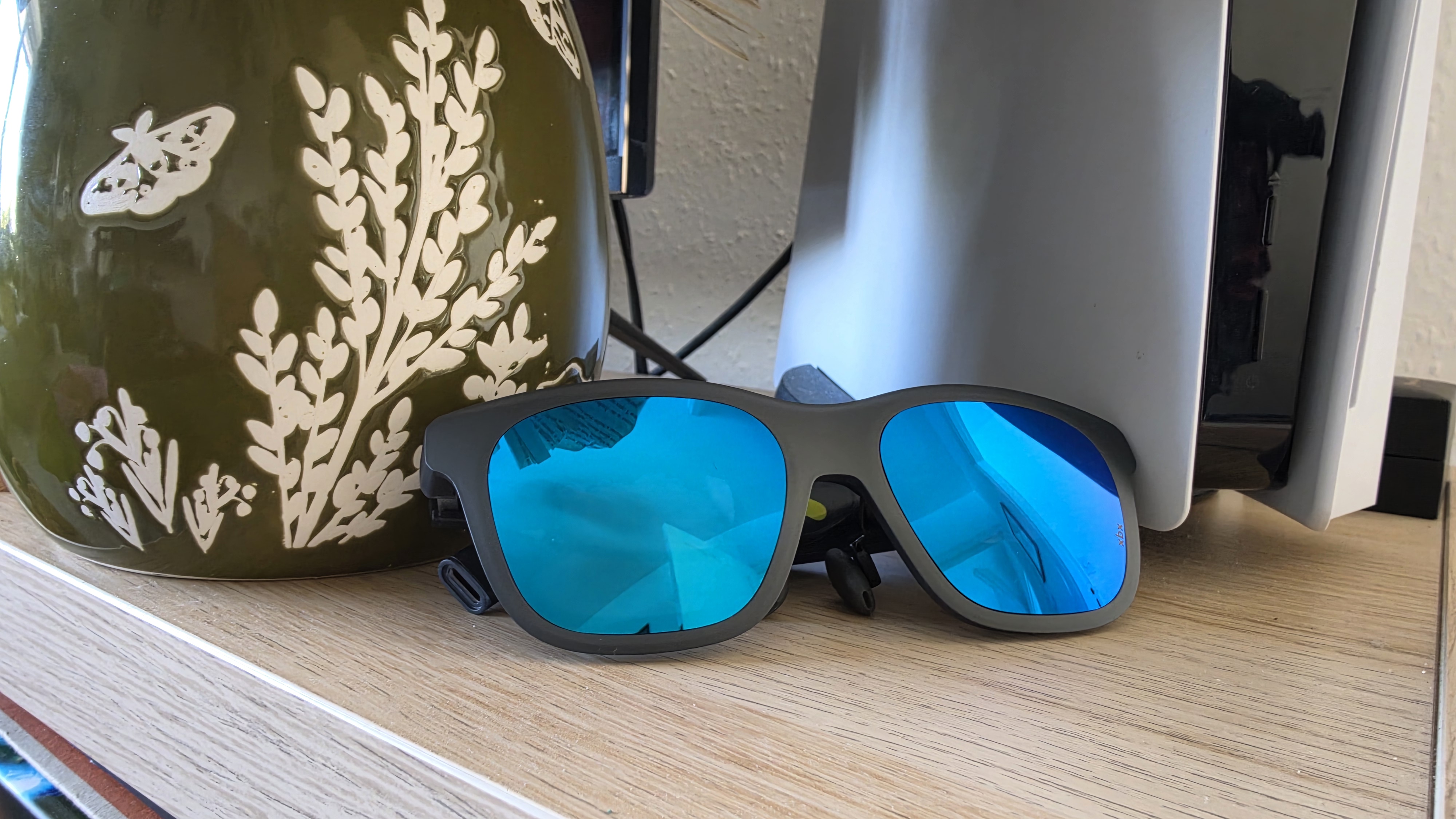The Xreal xbx a01+ glasses