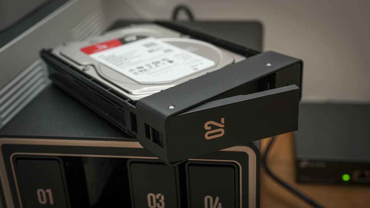UGREEN NASync DXP4800 GT