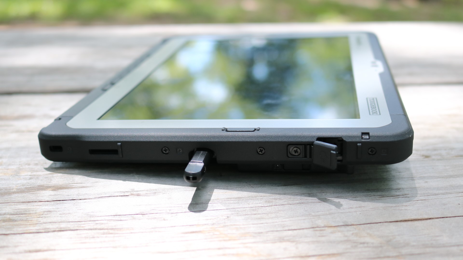 Ports Right Side