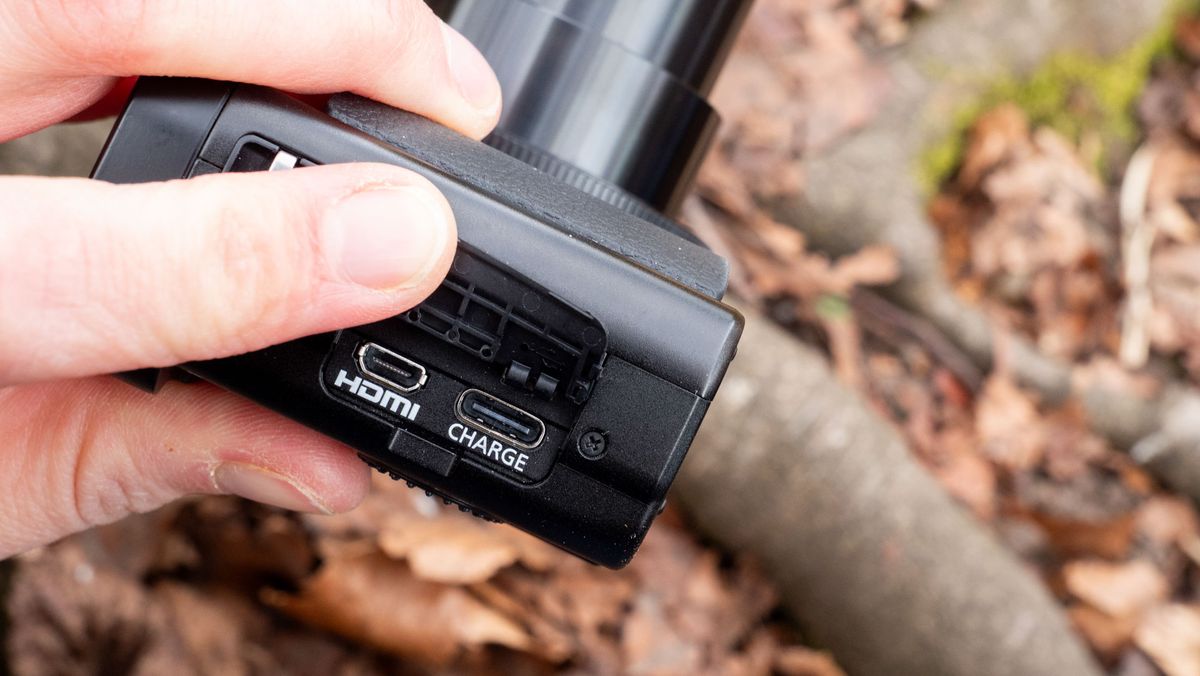 An image of the Panasonic Lumix ZS99 / TZ99