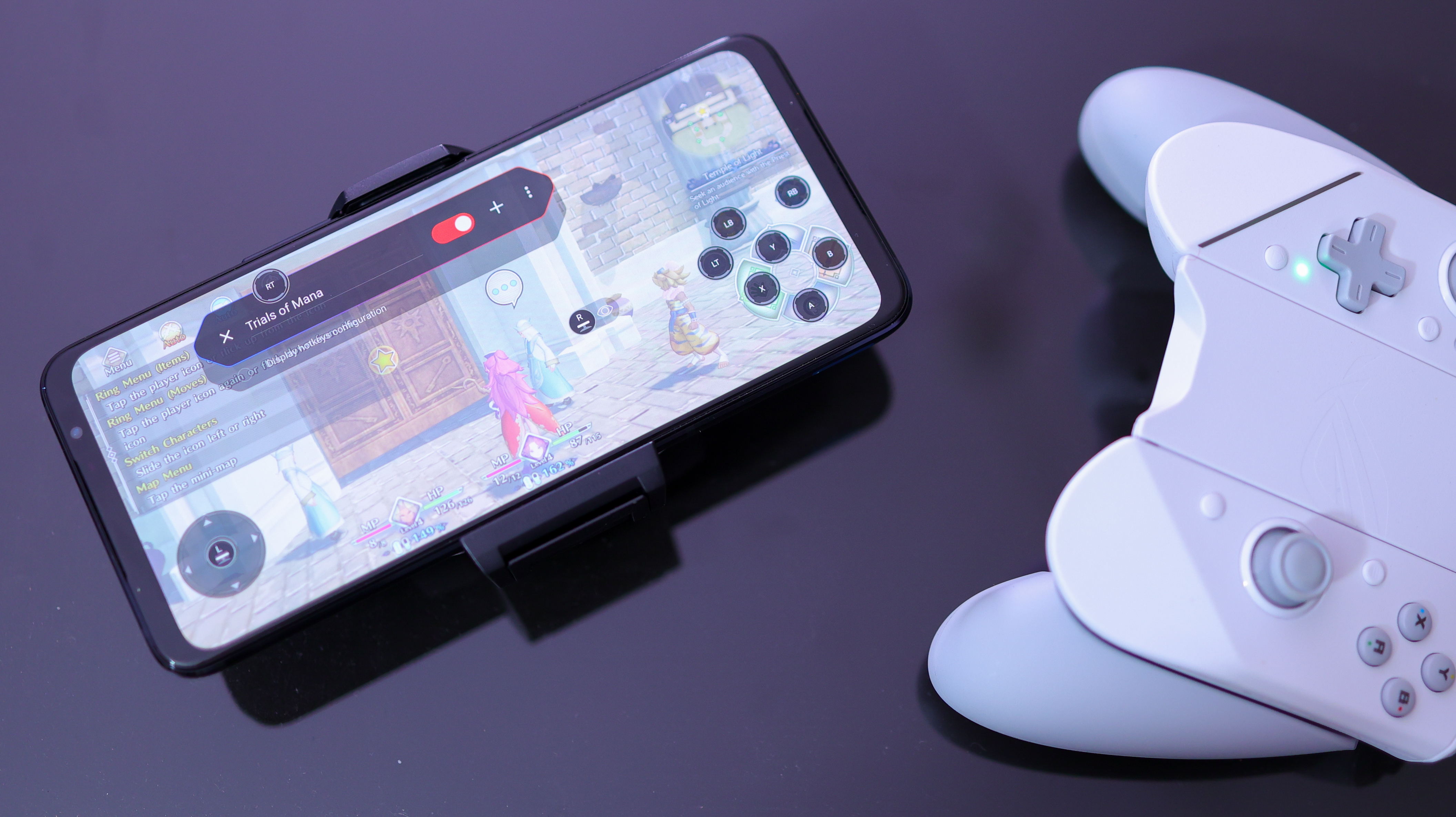 Photo of the Asus ROG Phone 6 &amp;ndash; Pro edition in white