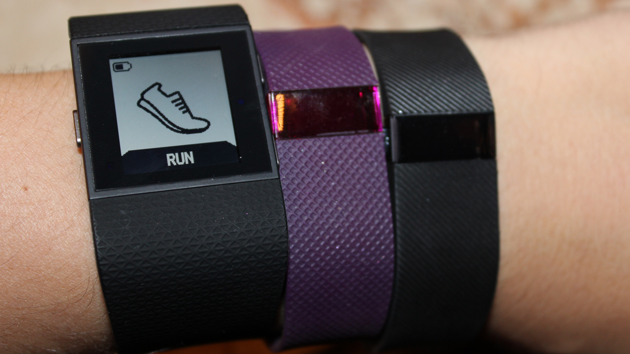 Fitbit Surge vs Fitbit Charge vs Fitbit Charge HR