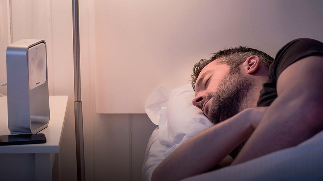 The S+ Sensor listens for the echoes of your pulse to sense your sleep.