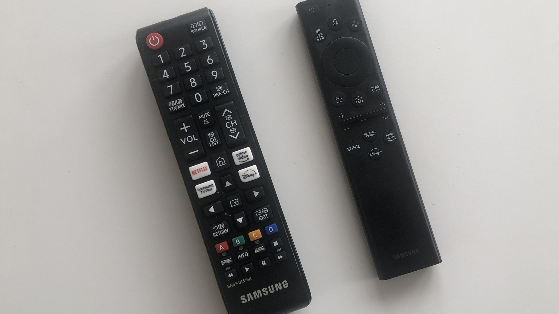 Samsung BU8500 TV remotes