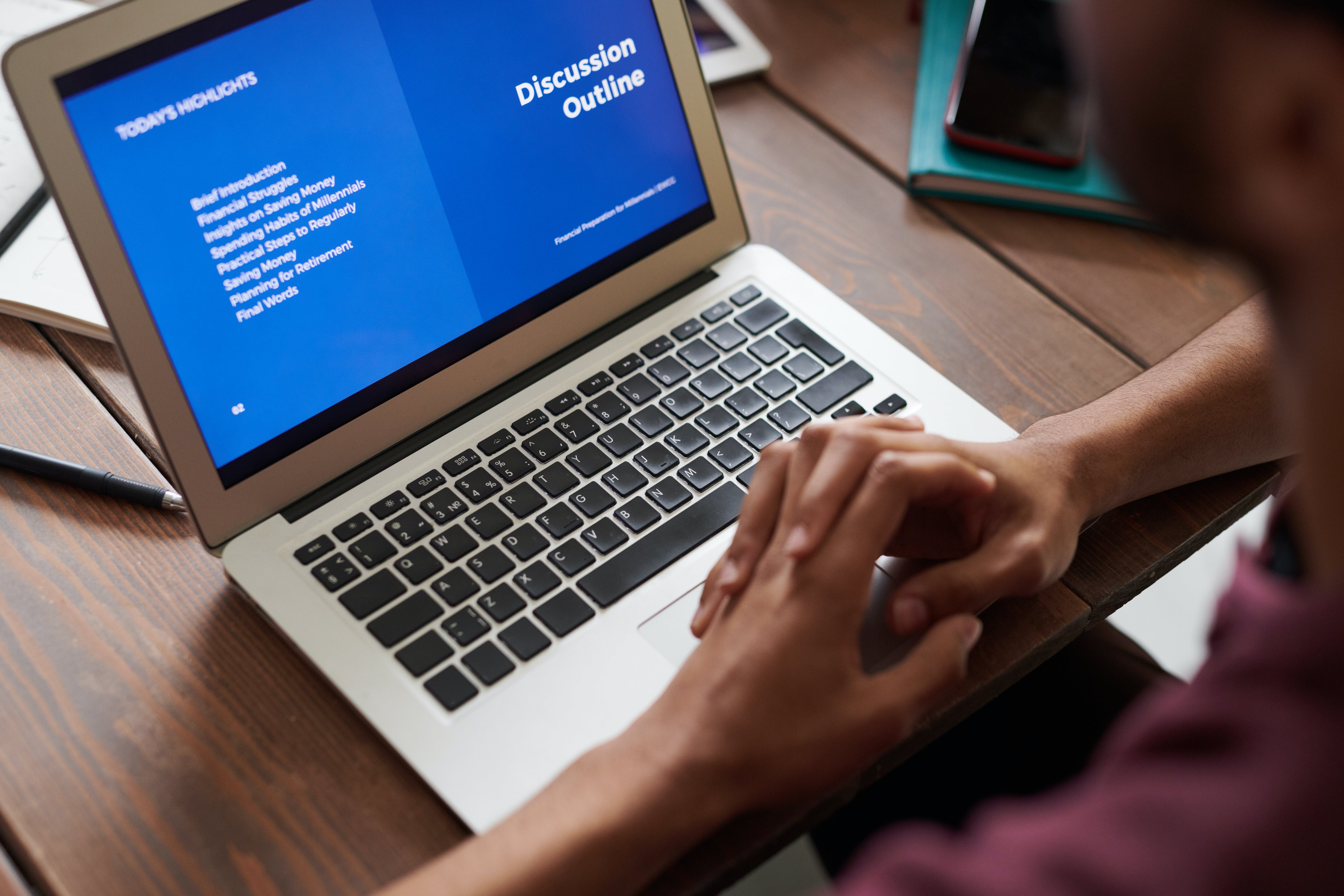 online learning with a laptop