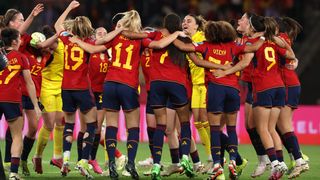 Spain celebrate winning the Women's Nations League in 2024