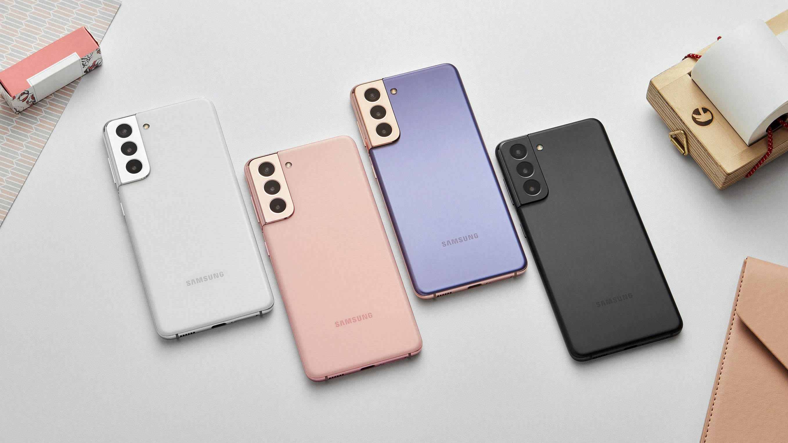 The Samsung Galaxy S21 from the back in four different shades