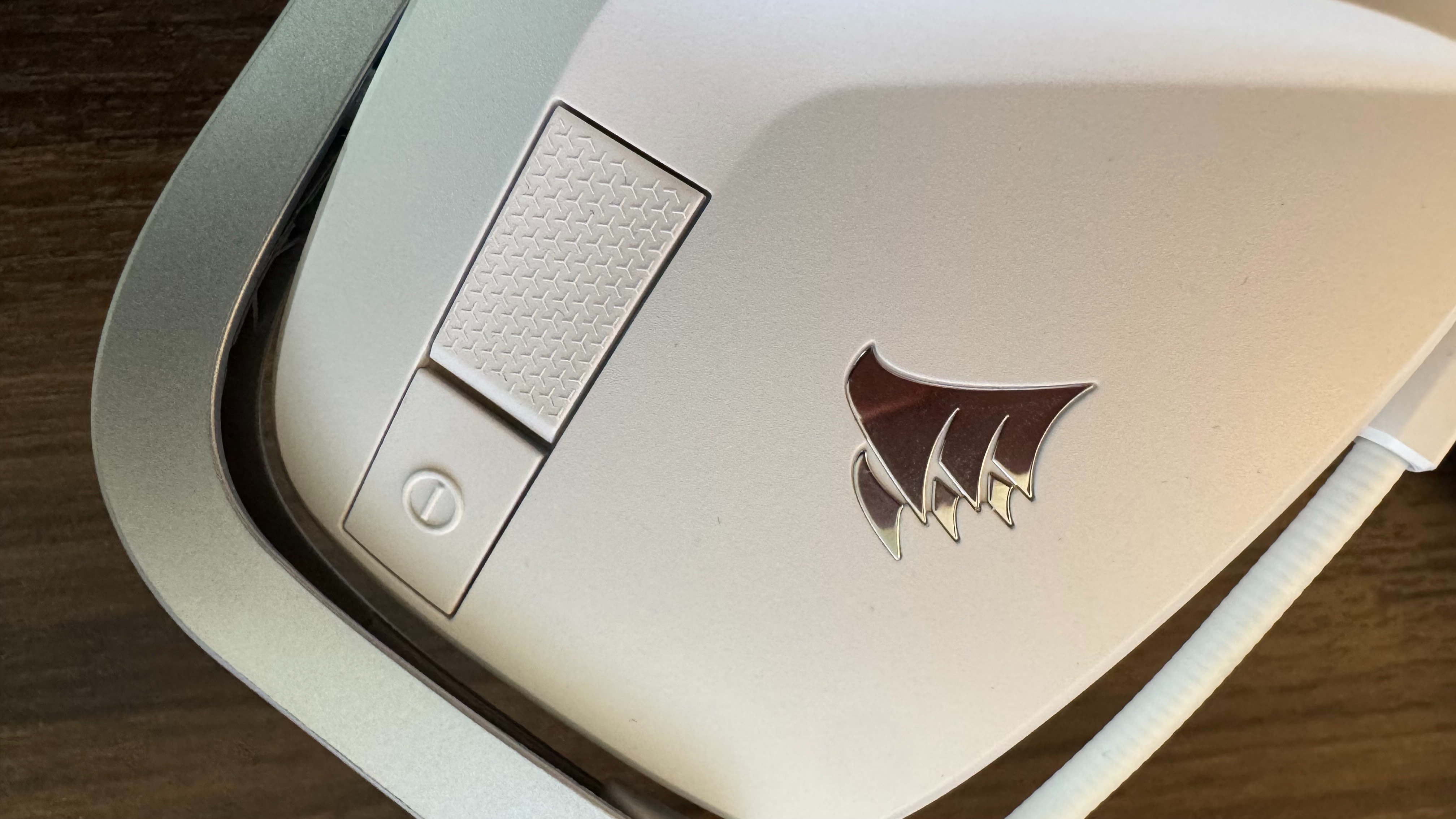 Corsair VOID Wireless V2 on a wooden surface