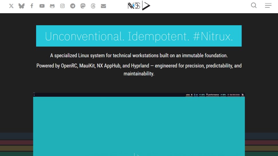 Nitrux website screenshot (December 2025).