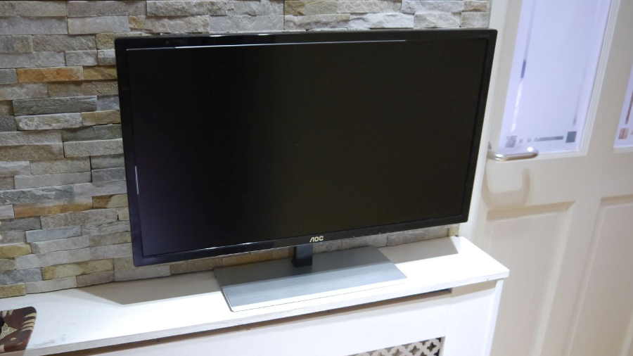 AOC U2879VF