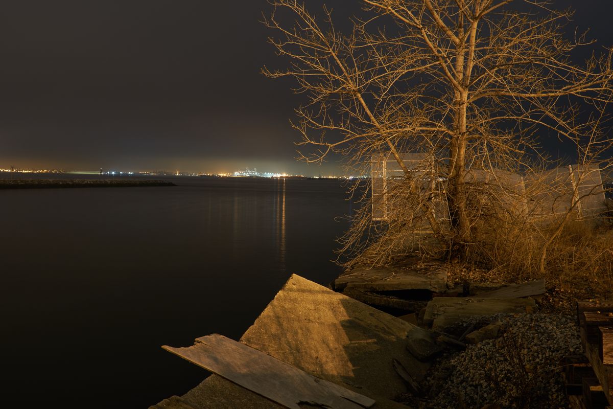 Exposures over 5 seconds still require a tripod though
