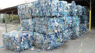 Plasticbottles_MichalManas