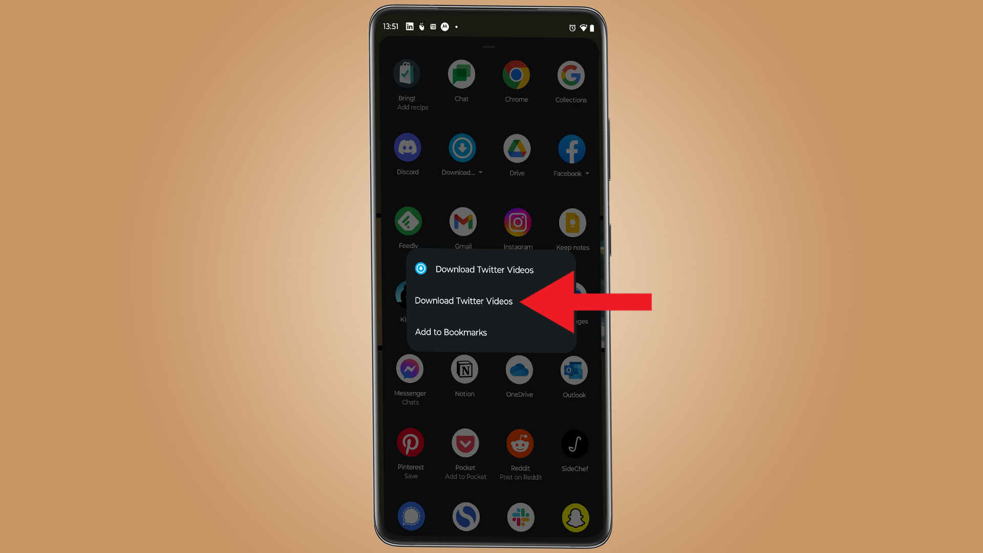 Android phone showing a pop-up to Download the Download Twitter Videos app