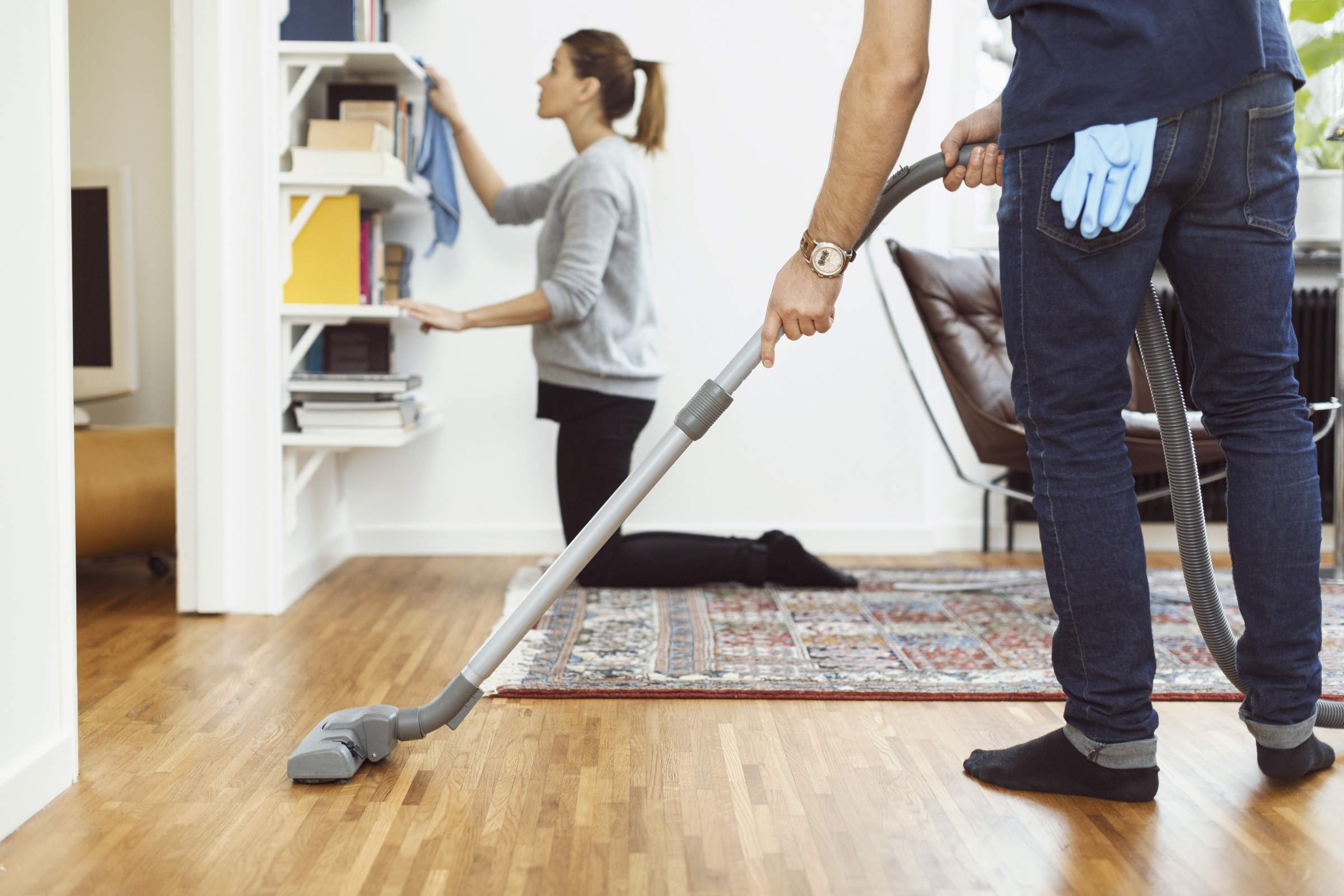 dusting and vacuuming at same time