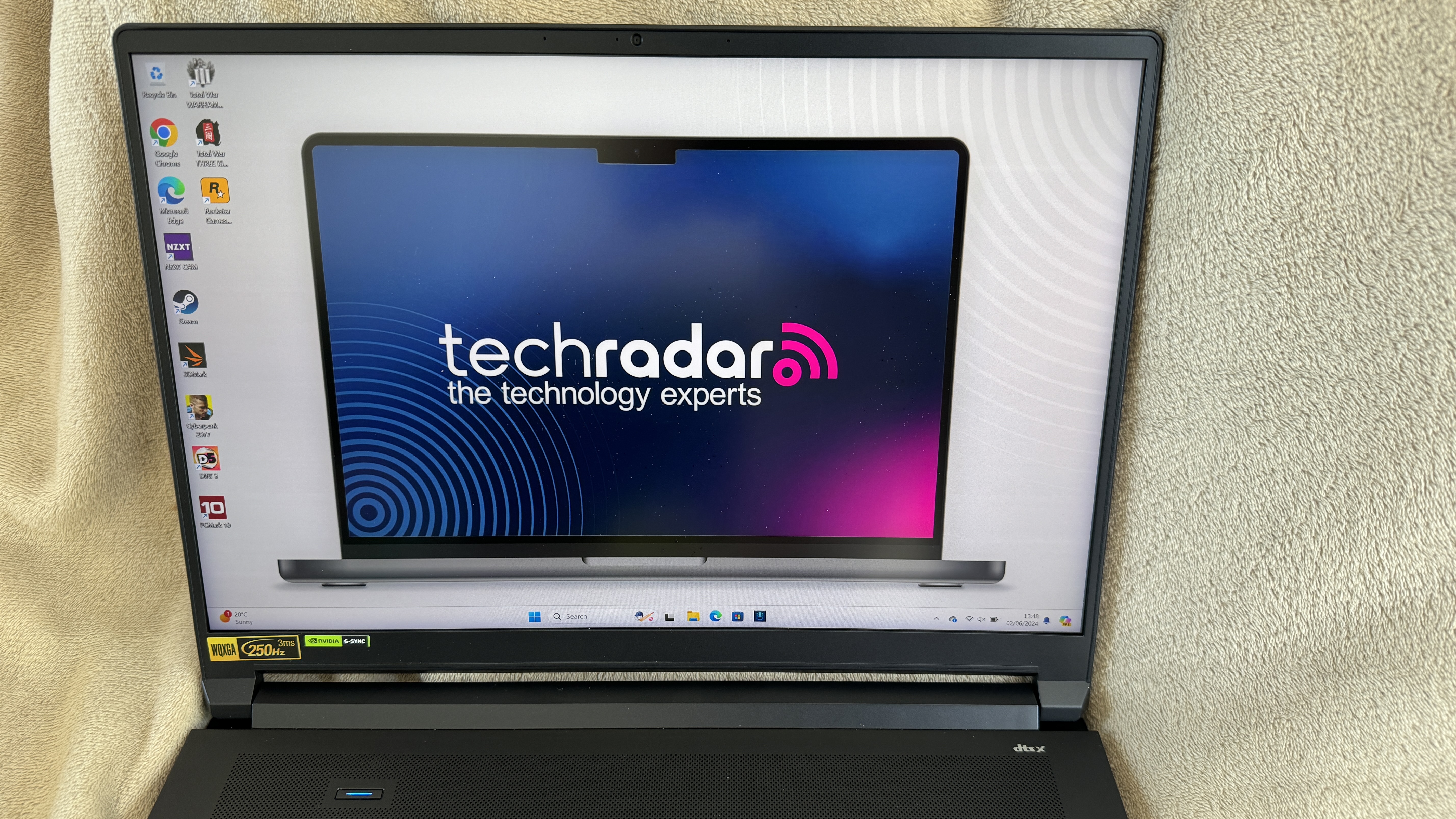 MSI Triton 17 X screen