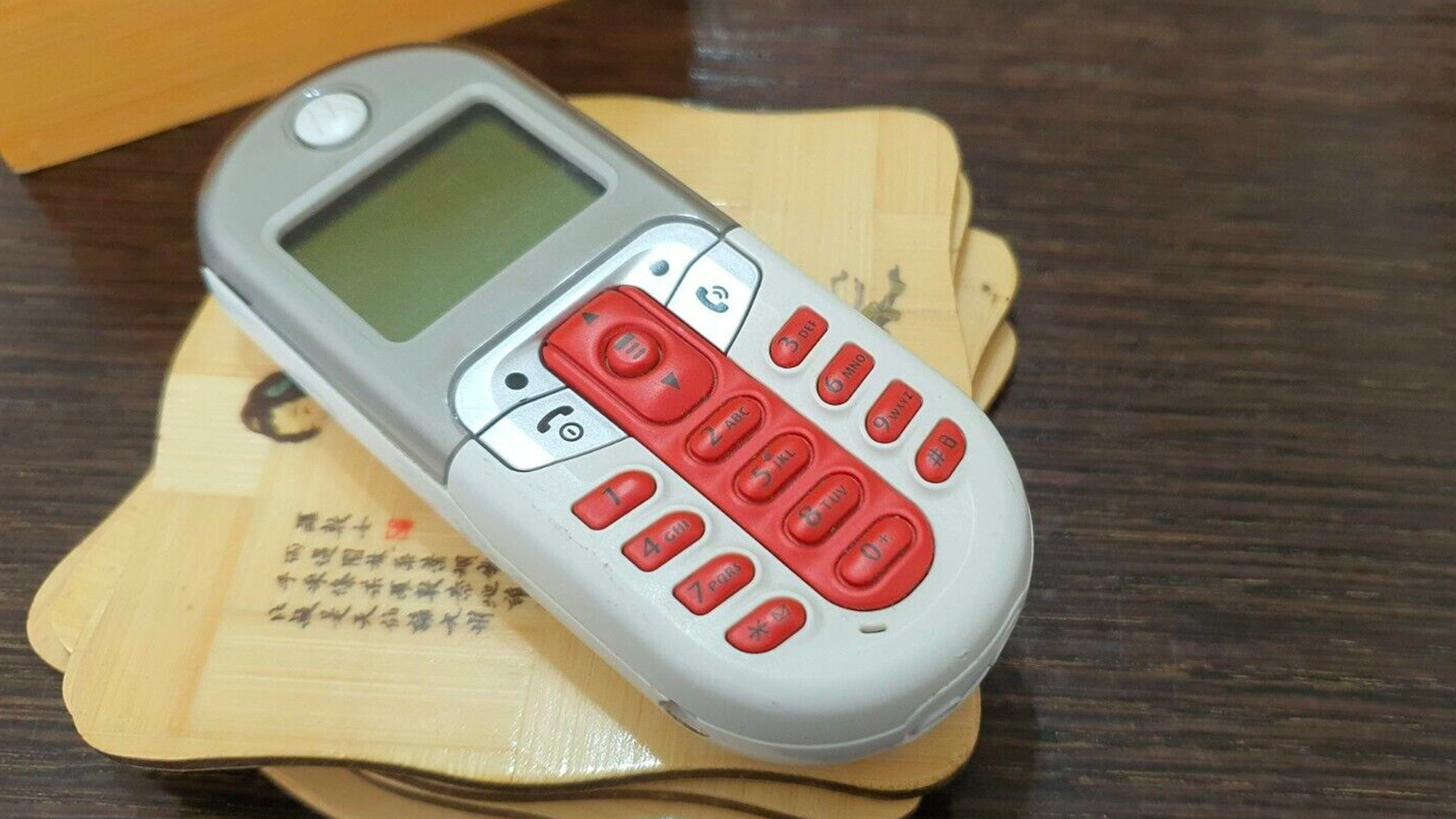 Motorola C201 Coca Cola edition phone museum eBay