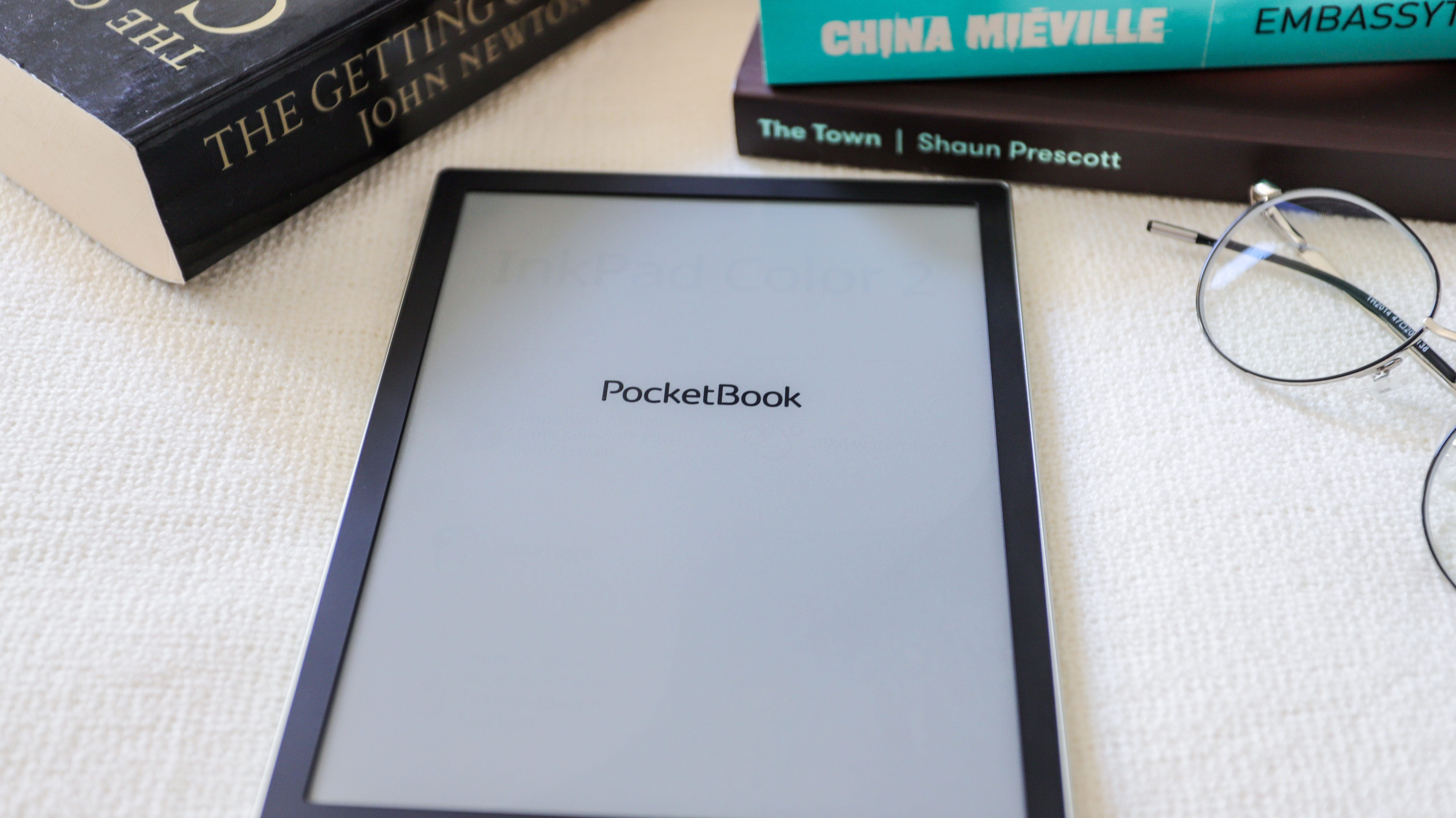 PocketBook InkPad Color 2 screen when booting up
