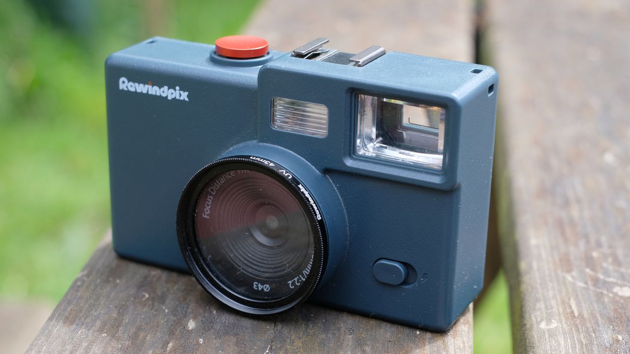 Photograph of RewindPix digital compact camera