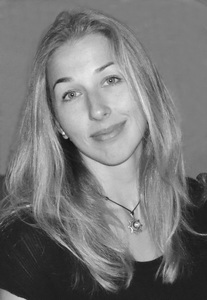 Dr. Irina Khromova