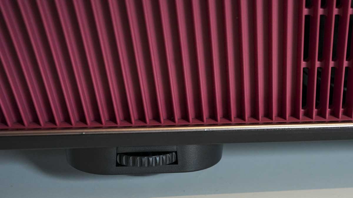 NOMVDIC P2000UST-RGB