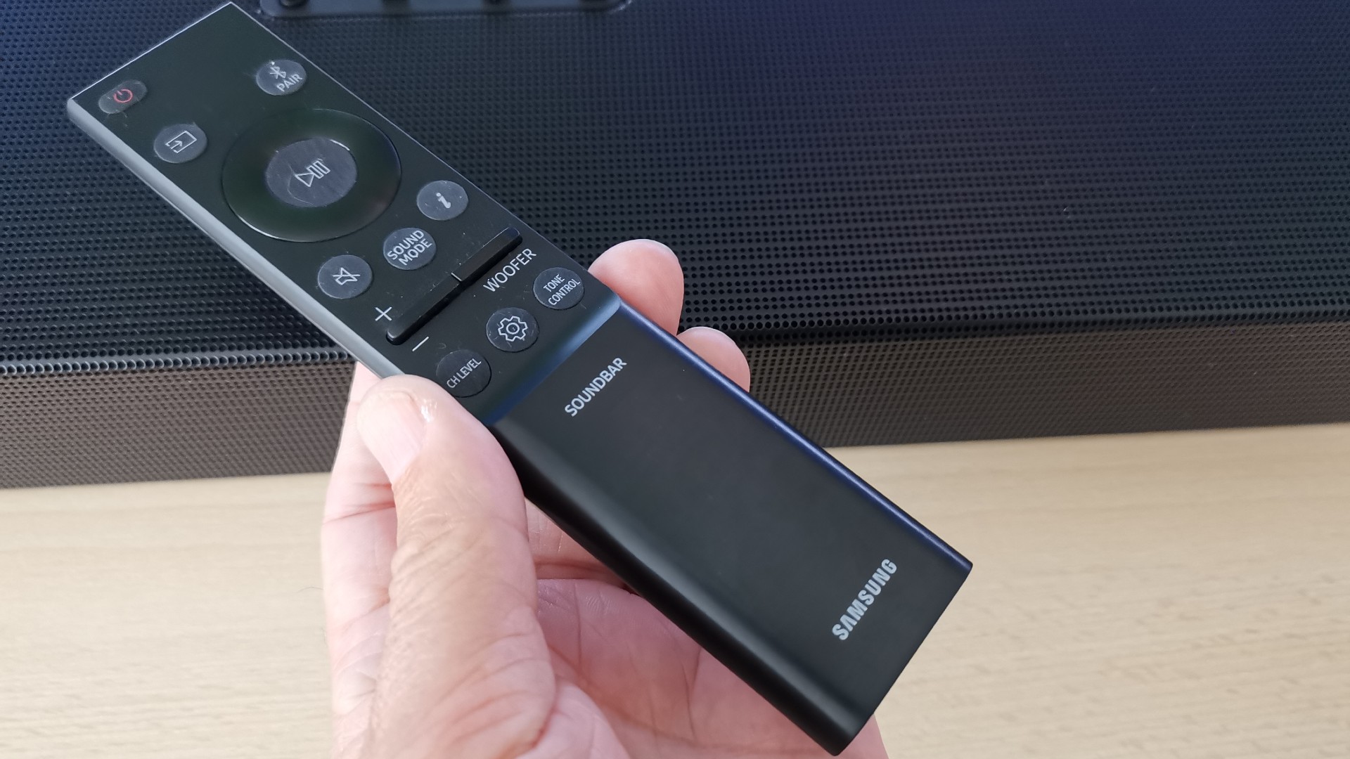 Samsung Q700B soundbar