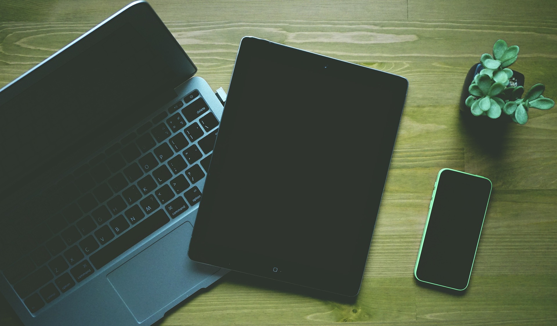 Pixabay | freephotocc; Die erfolgreiche Integration von Wireless Komponenten in moderne Ger&amp;auml;te setzt pr&amp;auml;zises technisches Wissen und sorgf&amp;auml;ltige Planung voraus.